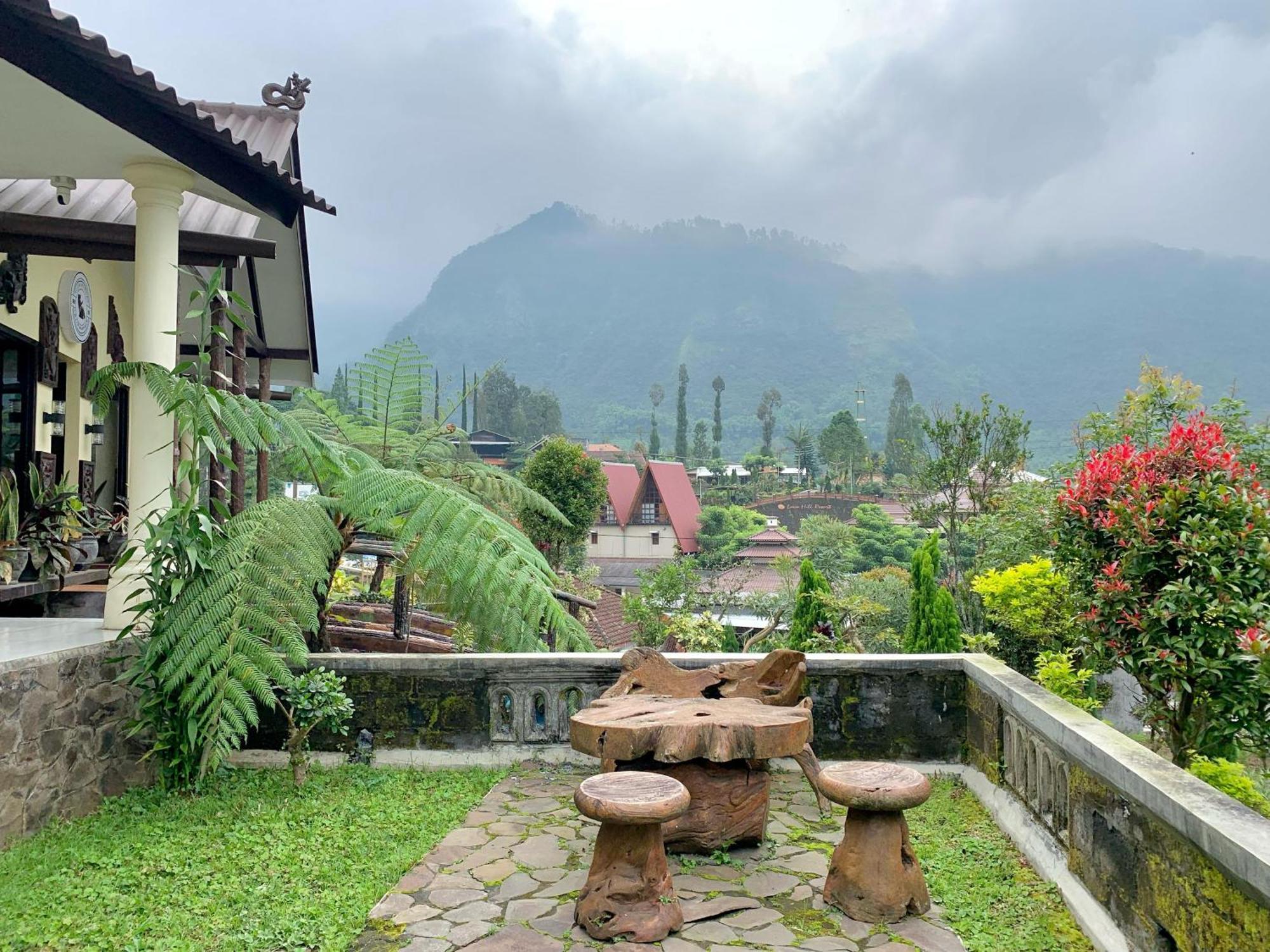 Gubuk Ndeso Bromo Apartamento Exterior foto
