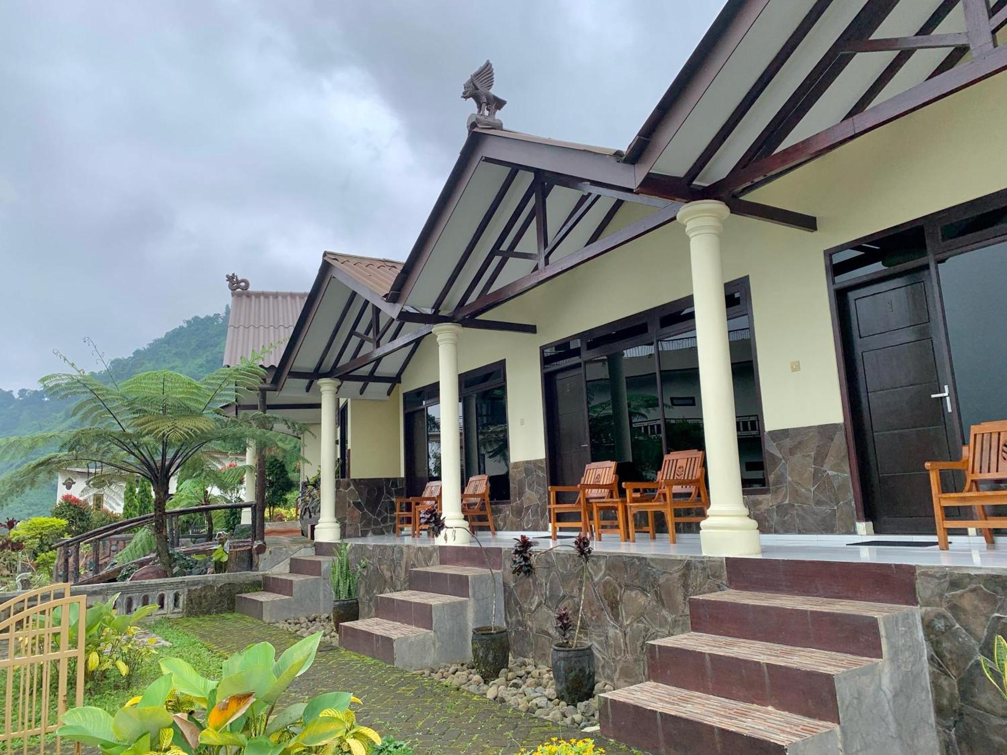 Gubuk Ndeso Bromo Apartamento Exterior foto